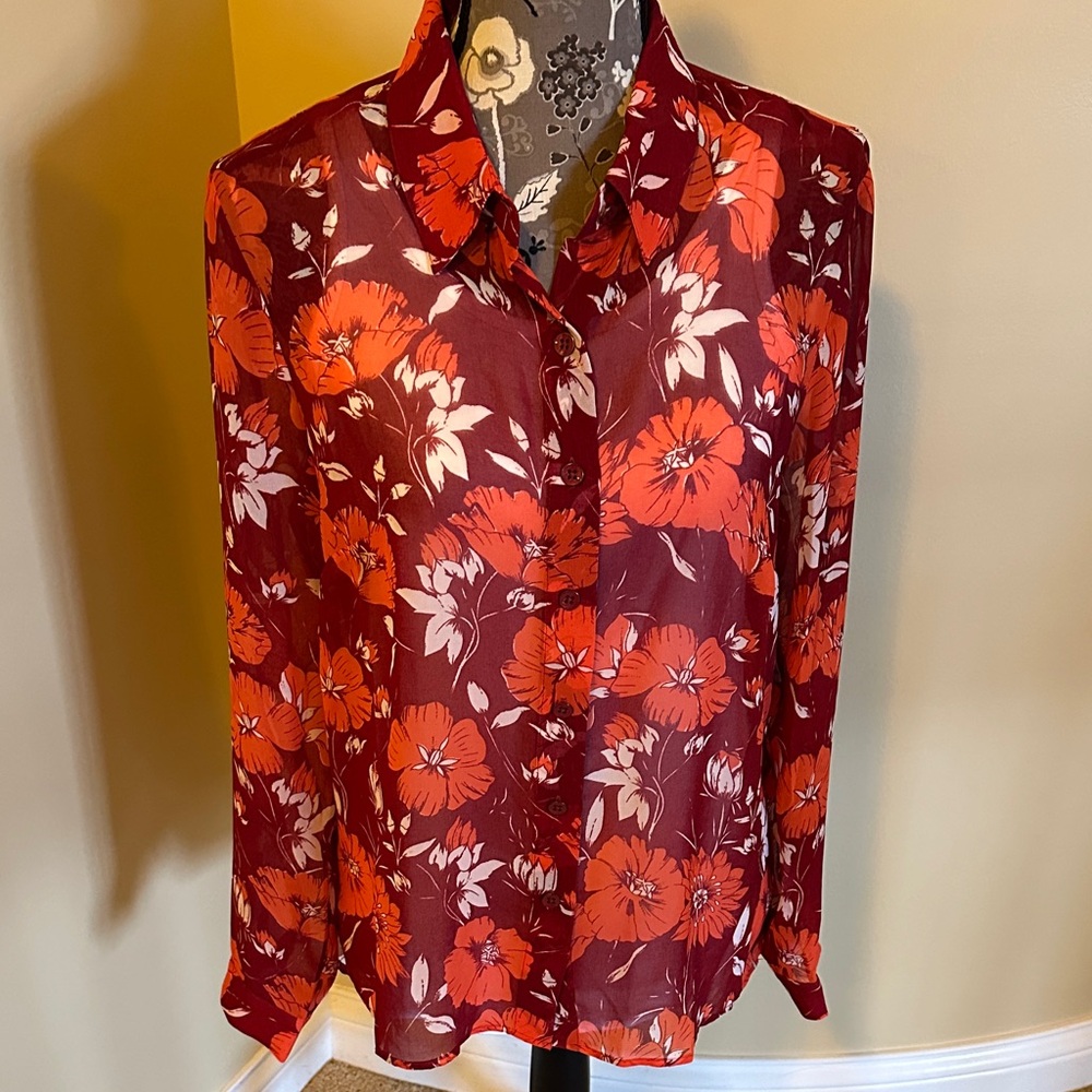 NWT CAbi Hothouse blouse scarlet floral